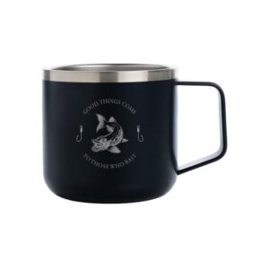 Campingmugg med gravyr - Fiske, SVART / GÄDDA